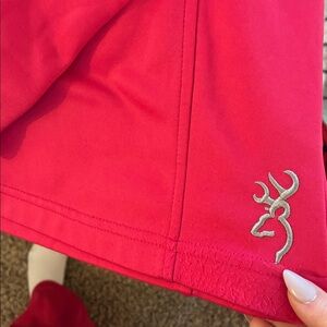Small Browning 1/4 zip hot pink and camo.
